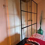 Σπίτι διακοπών Design & Panorama Sauna Varvolgy